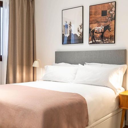 Limehome Malaga Calle Victoria Dış mekan fotoğraf