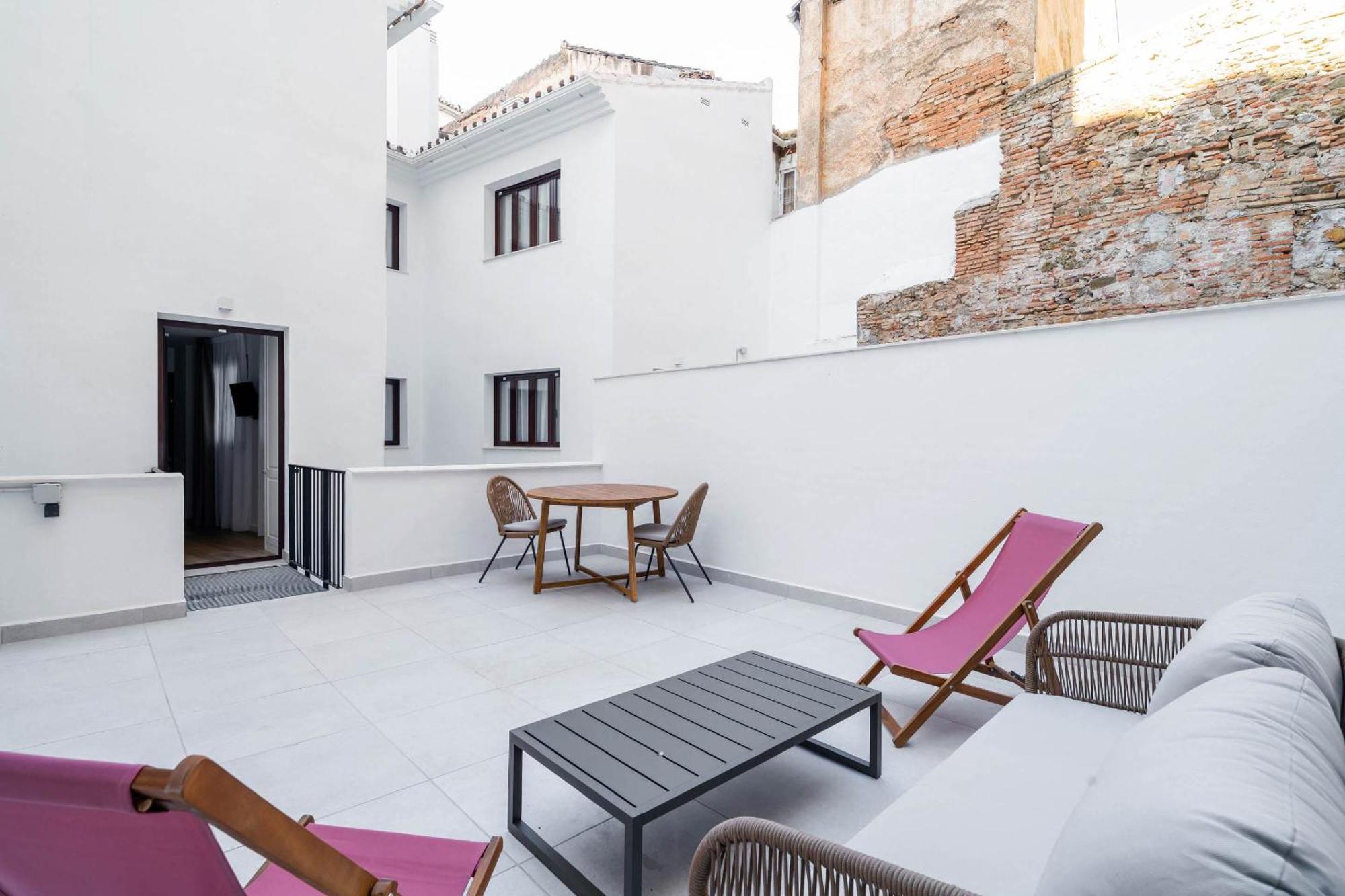 Limehome Malaga Calle Victoria Oda fotoğraf