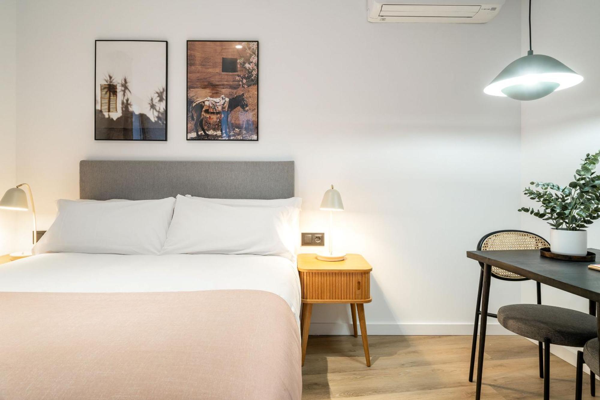 Limehome Malaga Calle Victoria Oda fotoğraf