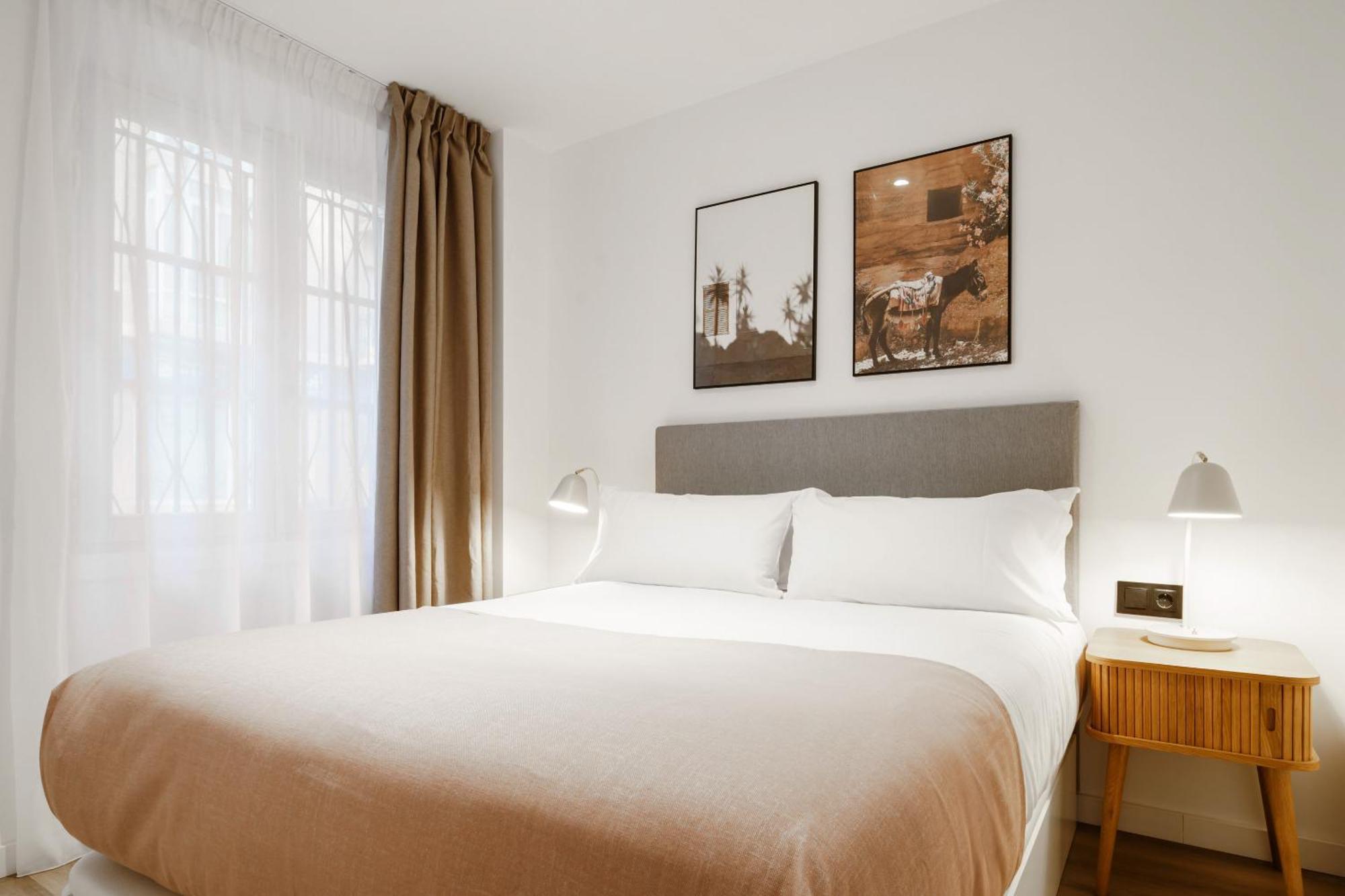 Limehome Malaga Calle Victoria Dış mekan fotoğraf