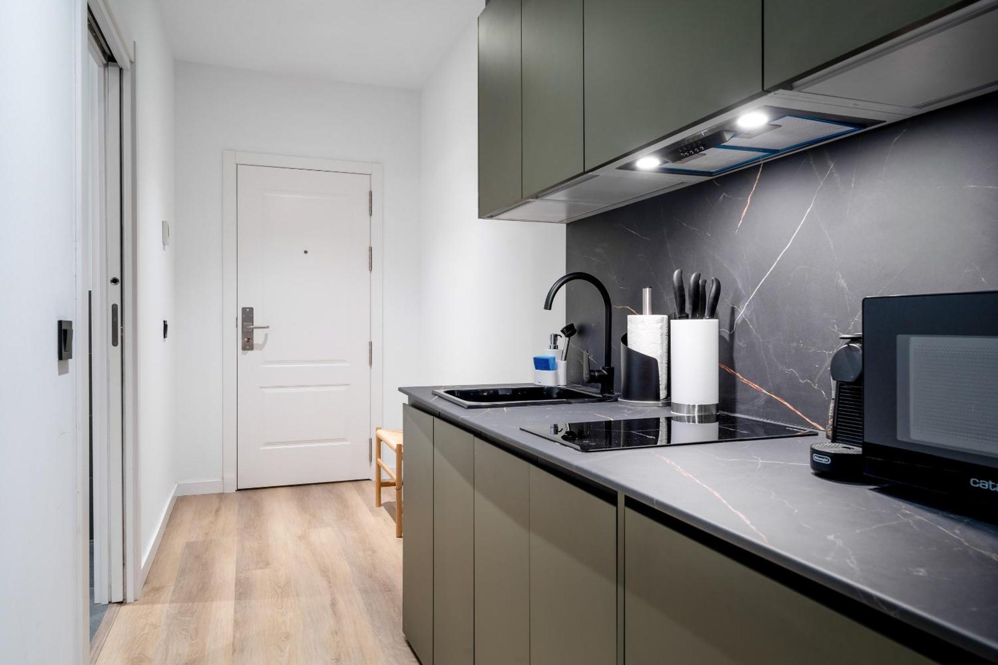 Limehome Malaga Calle Victoria Oda fotoğraf