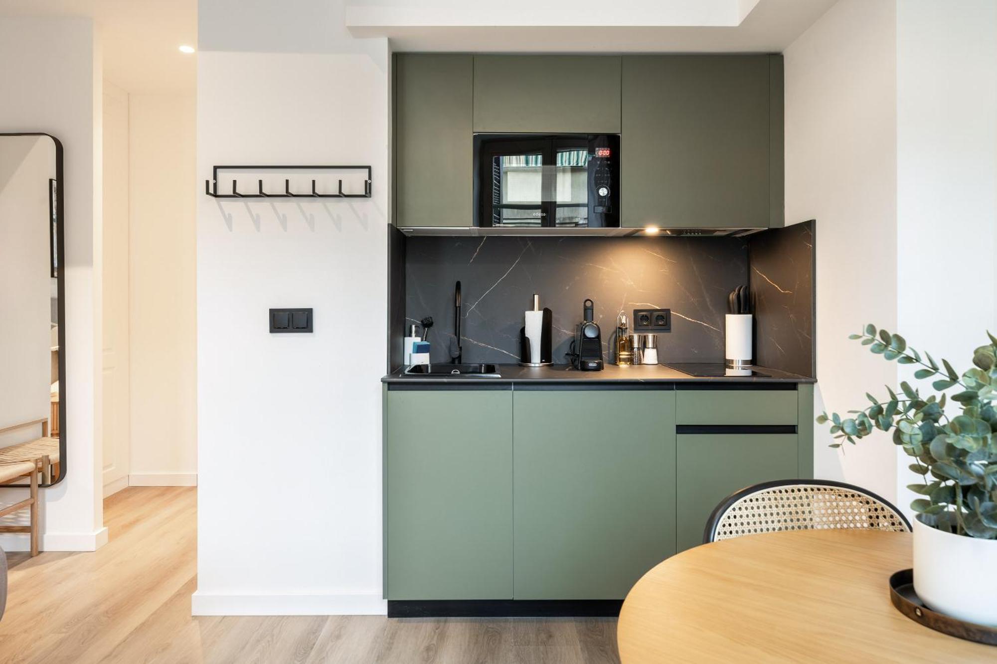 Limehome Malaga Calle Victoria Dış mekan fotoğraf